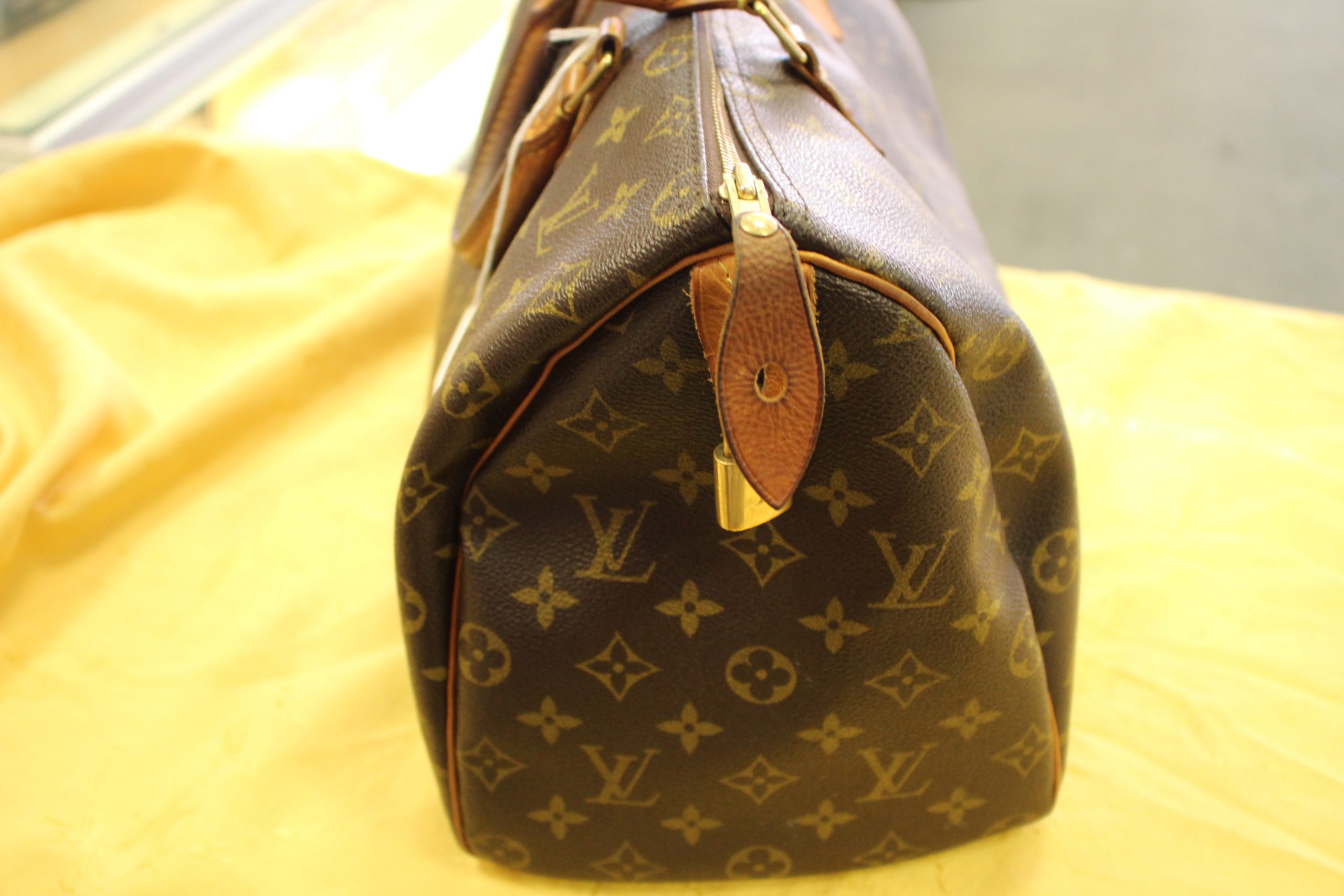 Louis Vuitton Monogram Canvas Speedy 35 Preowned | Ted&#39;s Pawn Shop