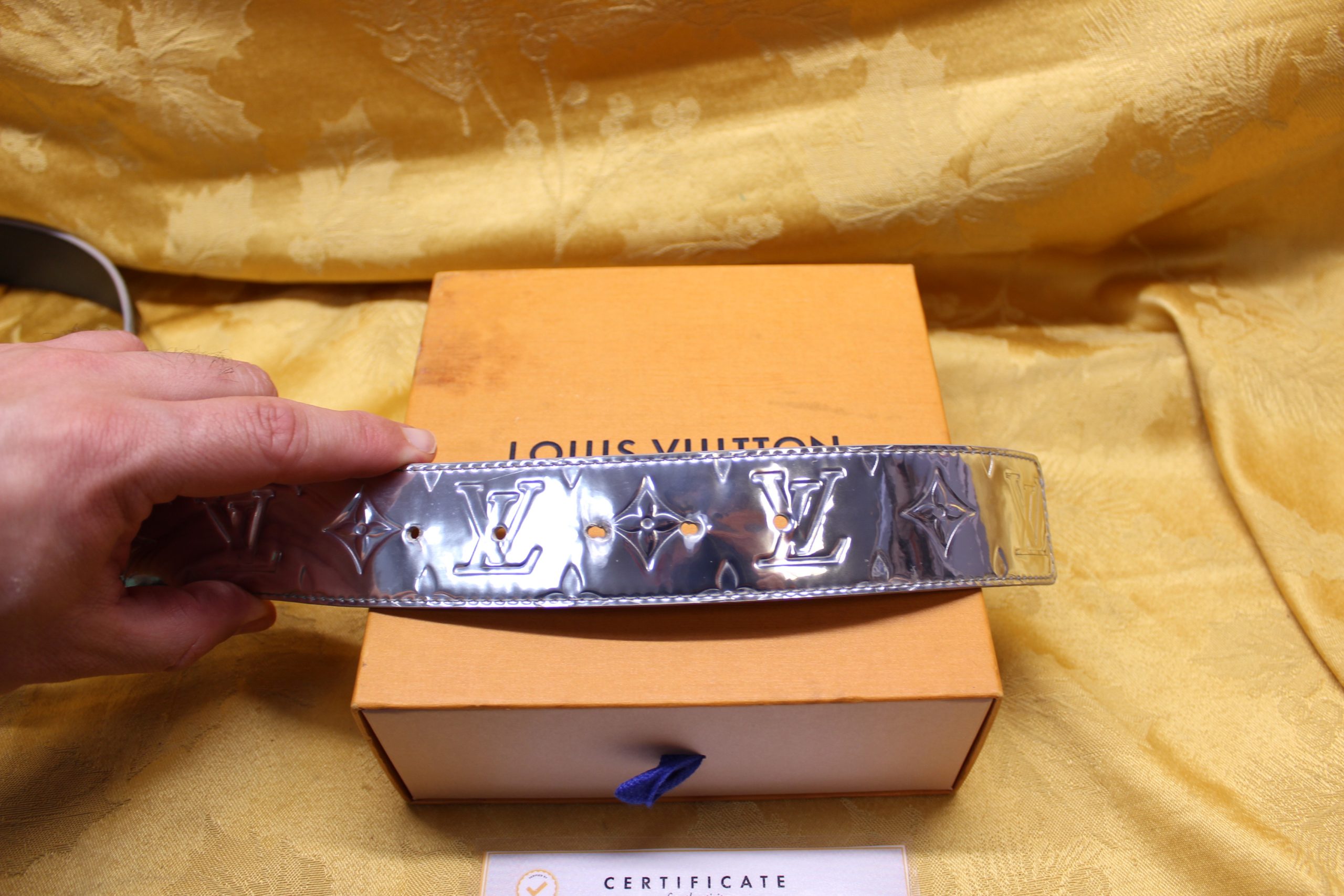 louis vuitton mirror belt